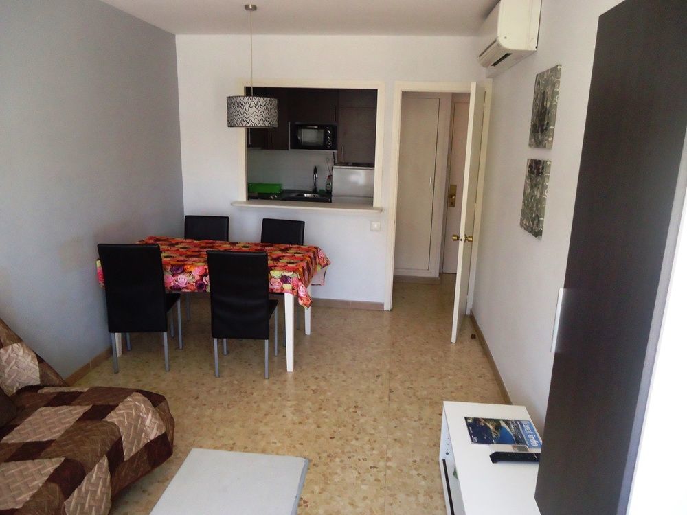 Apartamentos Antillas Fenals Lloret de Mar Bagian luar foto